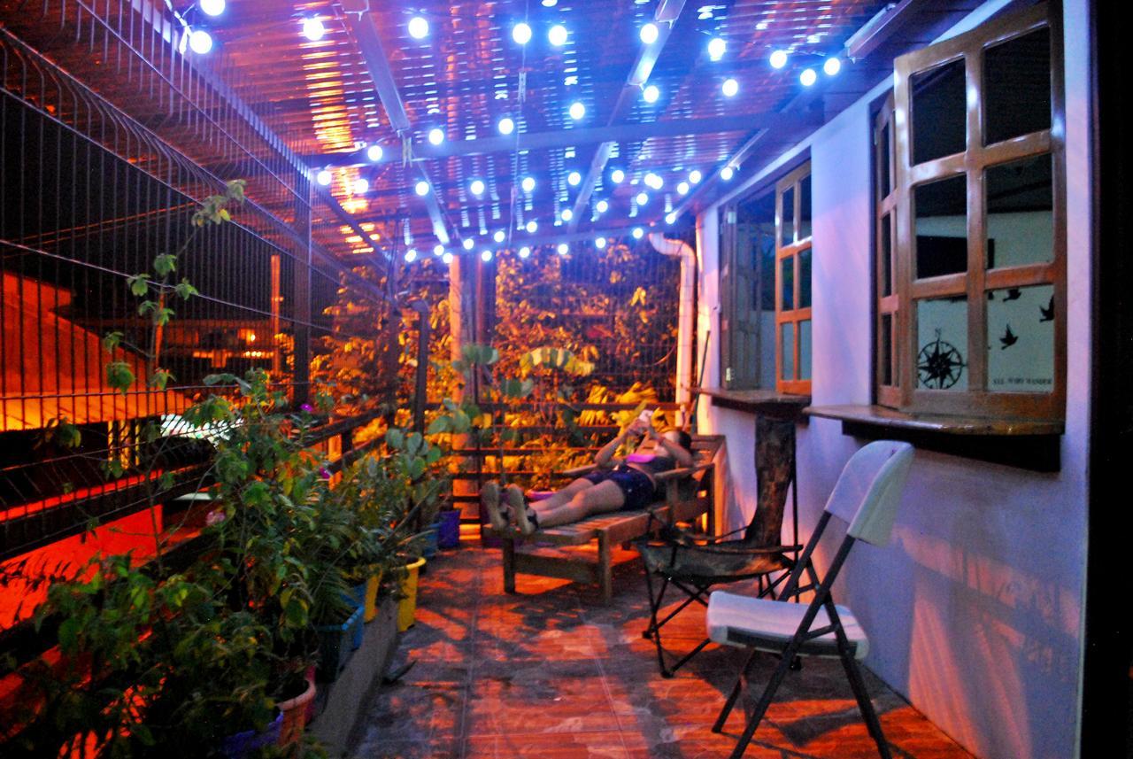 Passifloras Hostel Quepos Bagian luar foto