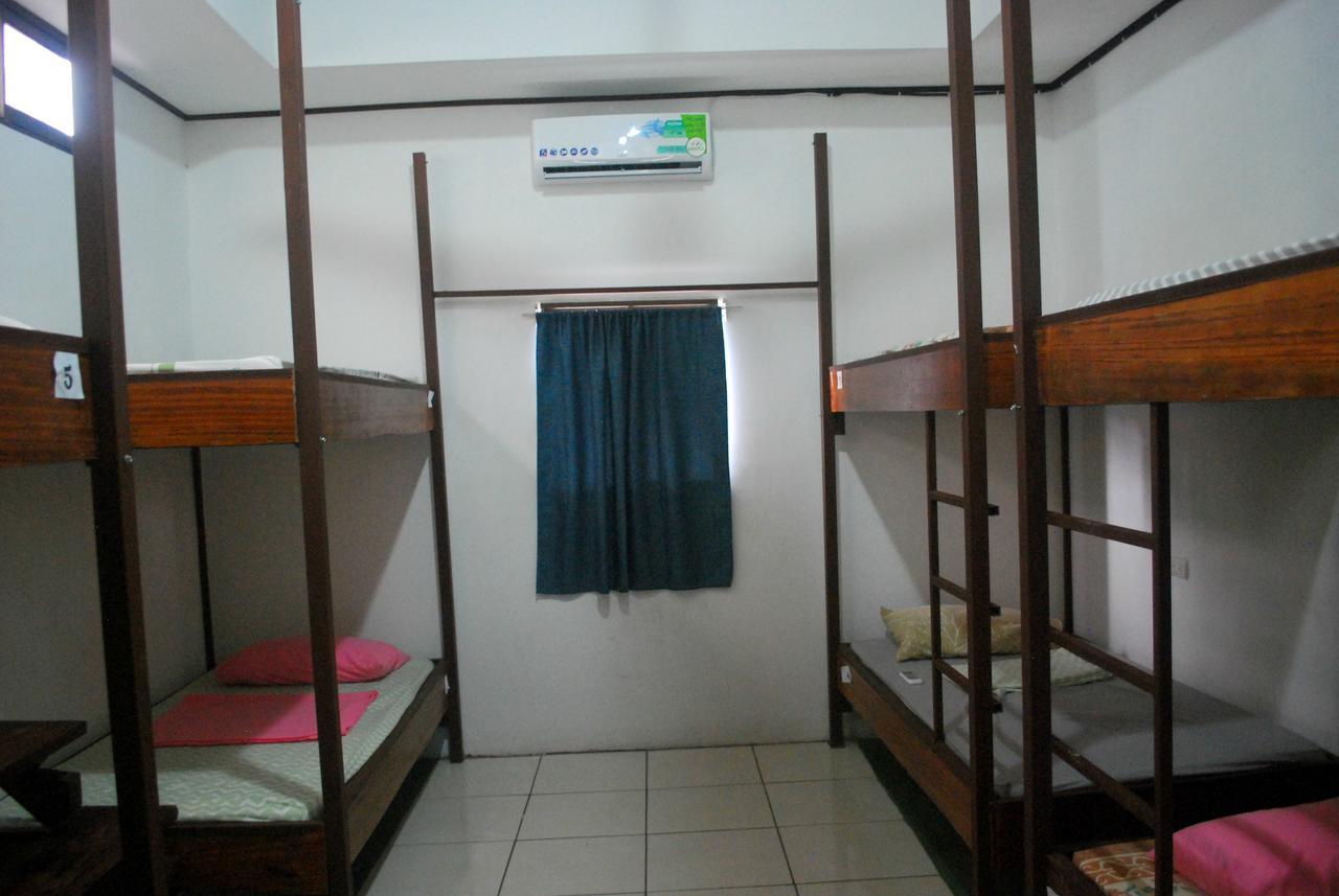 Passifloras Hostel Quepos Bagian luar foto