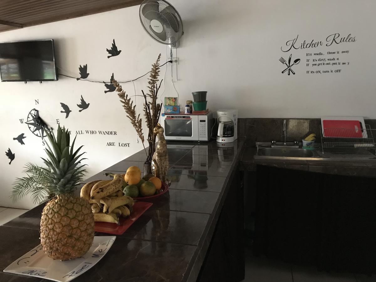 Passifloras Hostel Quepos Bagian luar foto